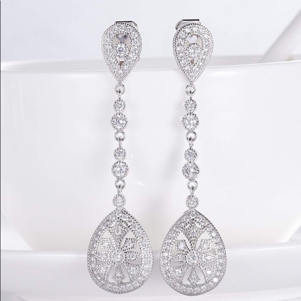 Bridal chandelier earrings clip on